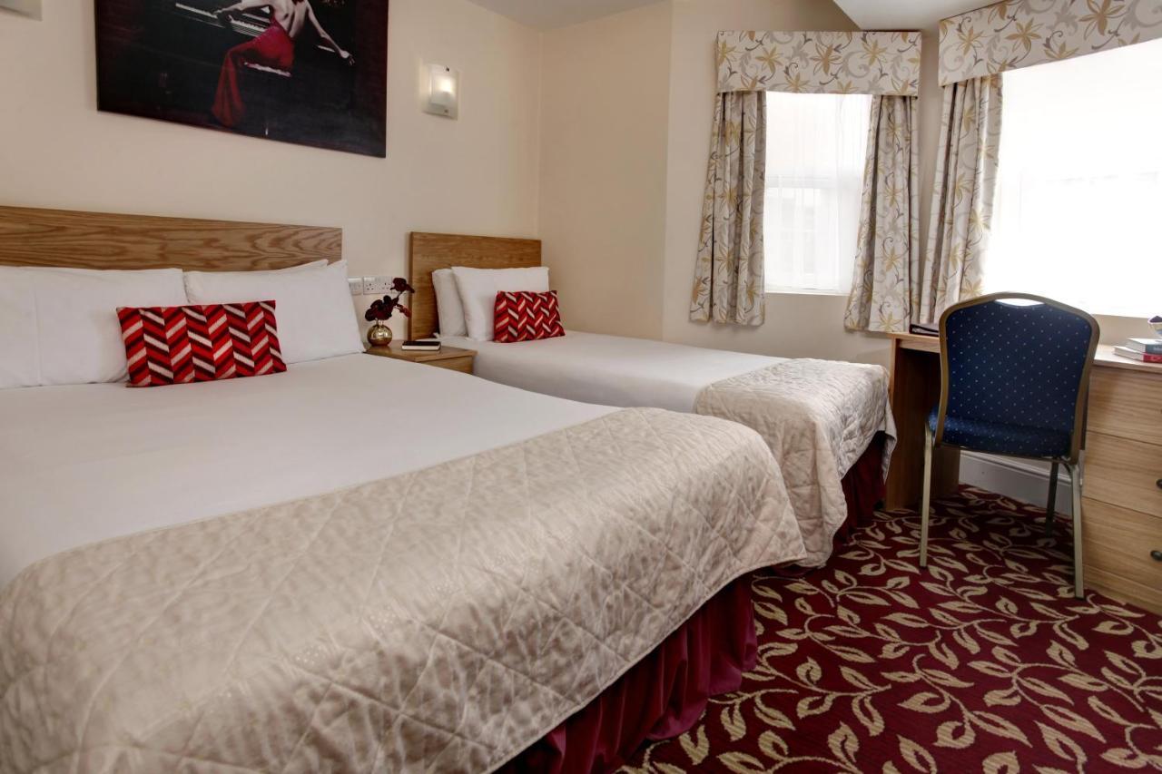 Best Western Greater London Ilford Bagian luar foto